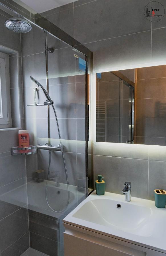 Appartement Chez La Clo' - Joli 2 Pieces, Parking Gratuit, Acces Direct Tram 2 Min A Pied à Strasbourg Extérieur photo